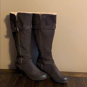 Ladies fashion boots